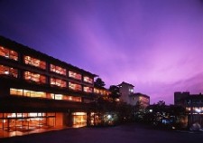 みどりの宿　萬松閣